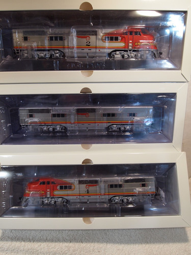 BROADWAY LIMITED 6890+6891 ATSF A-B-A CONJUNTO DE SONIDO DE PREGUERRA E-1 PARA DC+DCC | Zustand: New