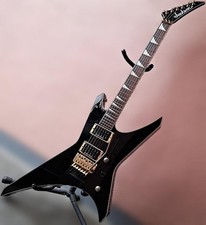 Chitarra elettrica Jackson Warrior WRX24 nera realizzata in Indonesia S/N ICJ1850873