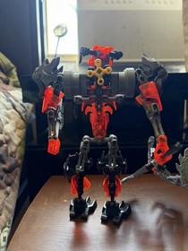 Lego Bionicle Mask Maker Vs Skull Grinder (70795) complete