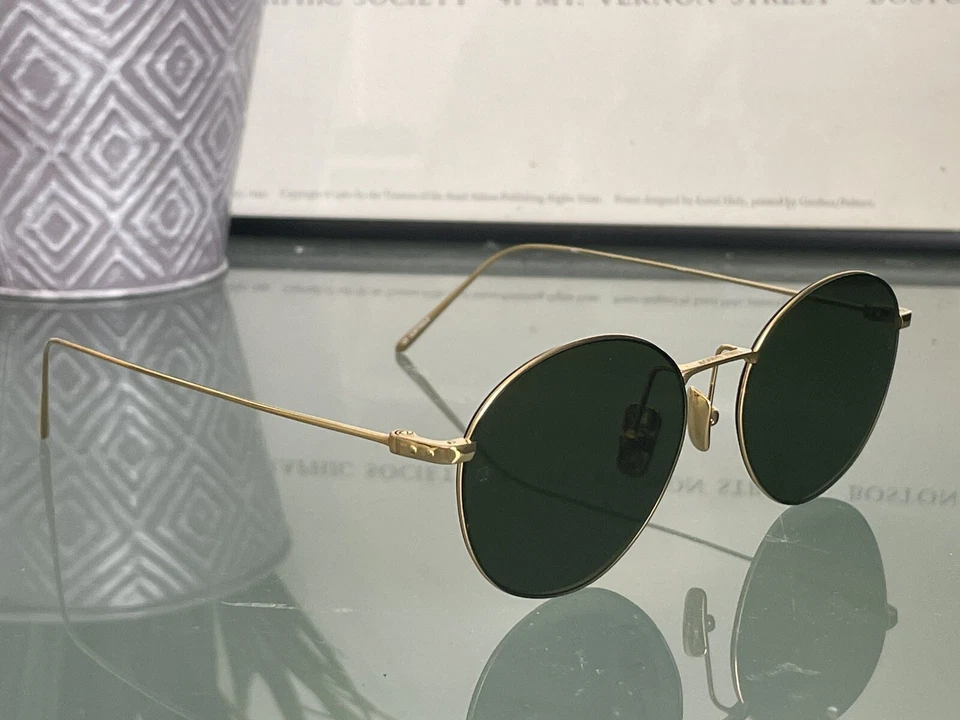 Gafas de sol Linda Farrow Mayne ovaladas en oro amarillo LF33C4 Foto 2 de 4