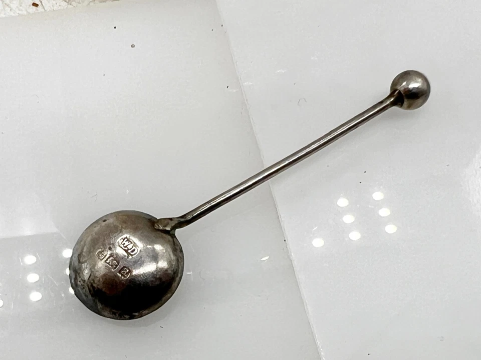 ANTIGUA CUCHARA MOSTAZA CONDIMENTO PEQUEÑO VICTORIANO PLATA MACIZA BOLA TAPA DE CHUCHERÍA Foto 4 de 4