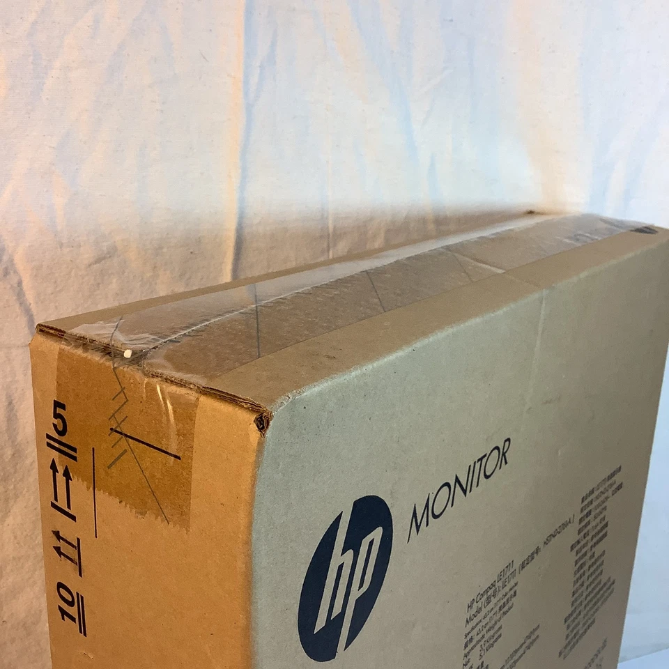 HP LE1711 17 inch Widescreen LCD Monitor - Image 3 of 4