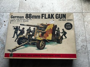 Bandai German 88mm FLAK GUN 1/48 Scale Model 8236 WW2 Pin Point Series Parts?
