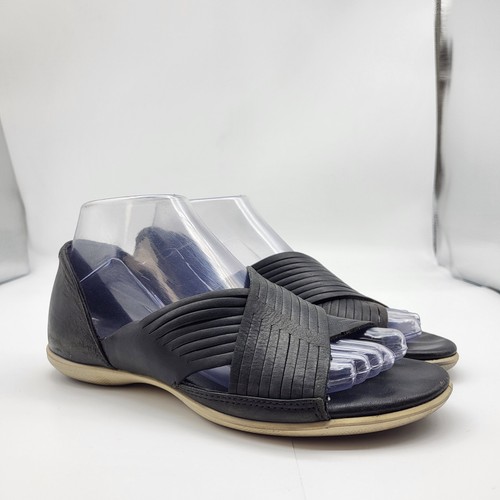 Ecco Flash Crisscross black leather sandal flats peep toe walking shoe 37 6.5