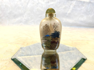 Antique Chinese Snuff Bottle Reverse Painted Green