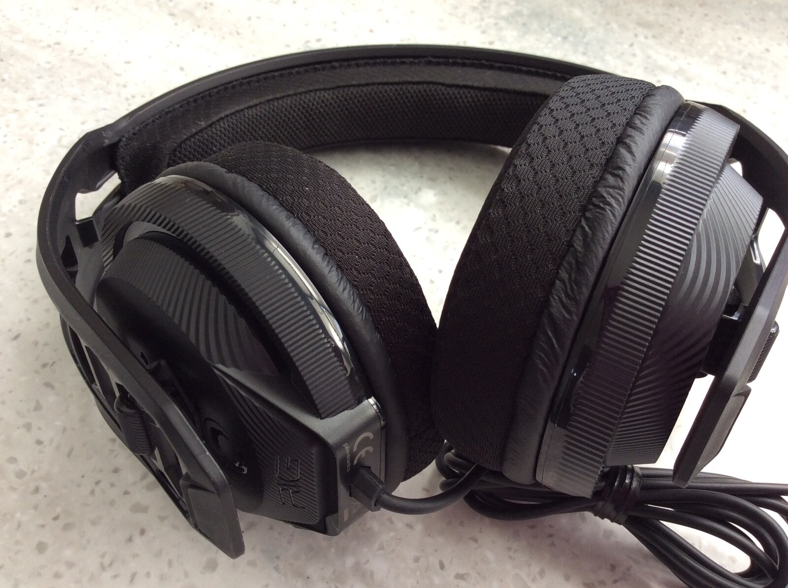 Plantronics RIG 400LX Black OverEar Gaming Headphones NO Mic FREE