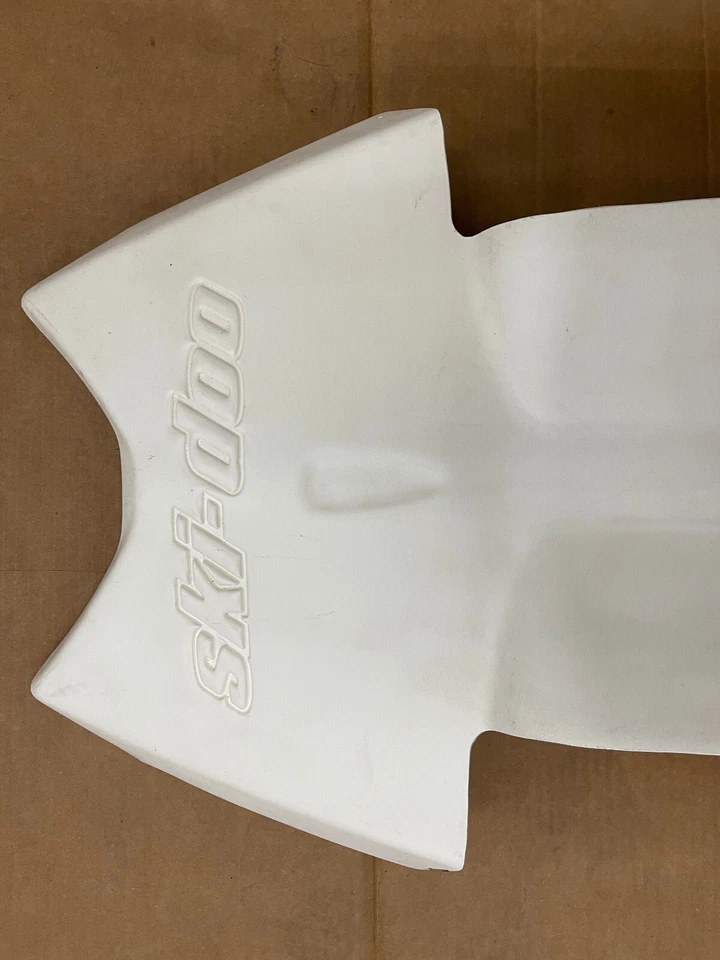 Ski-Doo Mach Z 1000 2005-2007 OEM placa de deslizamiento blanca bandeja para el vientre 05 06 RT Renegade Foto 3 de 4