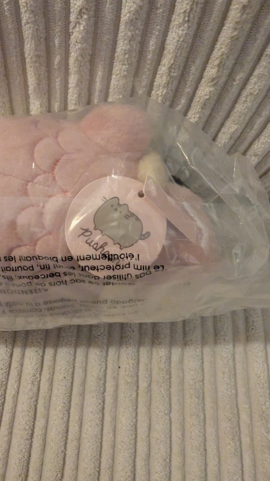 Sold Out Baby Pink Pusheen Plush Toy Year of the Dragon Collection - BNWT - Image 3 of 4
