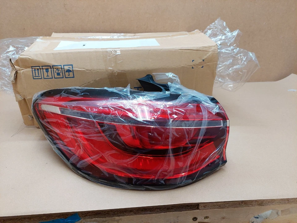 MG HS Rear Left Side Outer Taillight Tail Light 10420733 2018-2023 Genuine NEW - Image 2 of 4