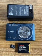 Kodak EasyShare Touch M5370 16.0MP Digital Camera Blue Tested w/ Battery Charger
