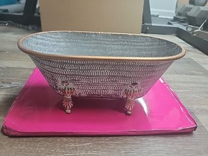 VINTAGE-STYLE DECORATIVE RUSTIC METAL BATHTUB WITH COPPER RIM