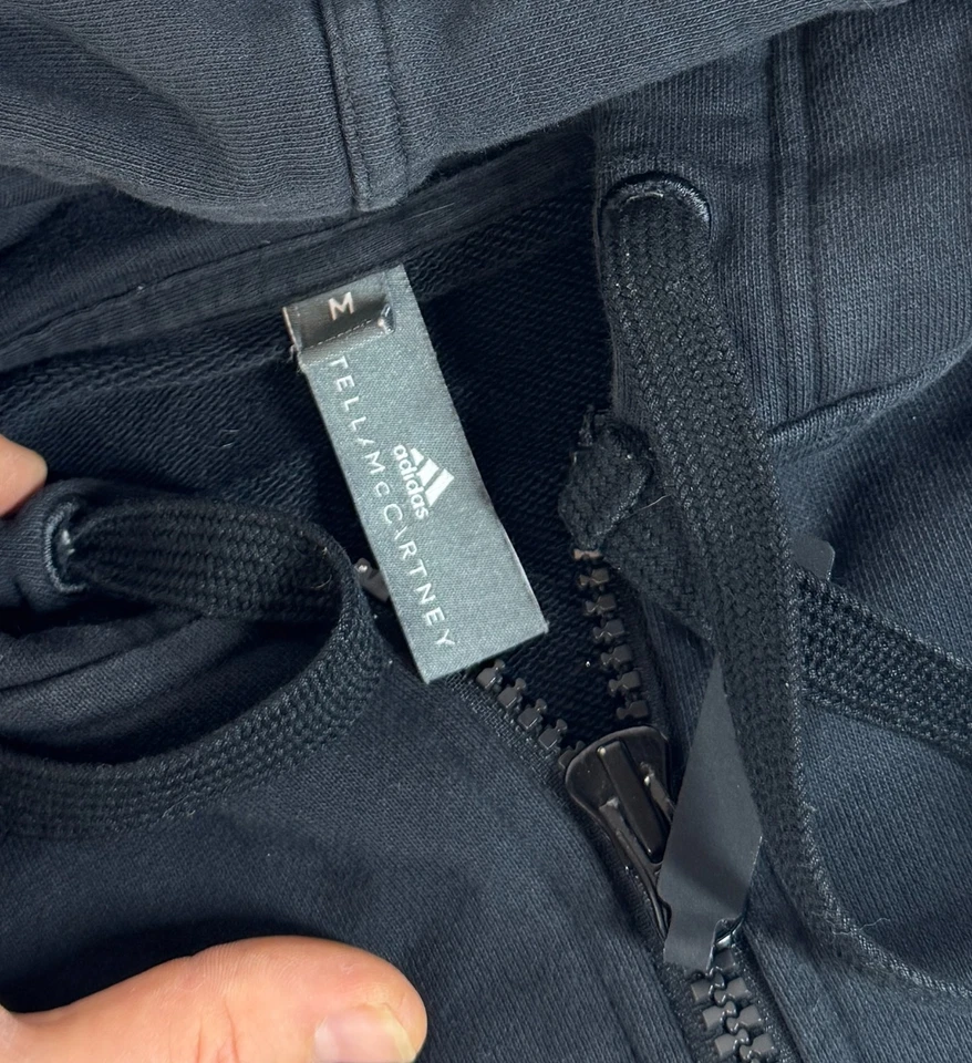 Moletom com capuz Adidas Stella McCartney preto Essentials zíper completo corrida fitness tamanho M - Imagem 3 de 4