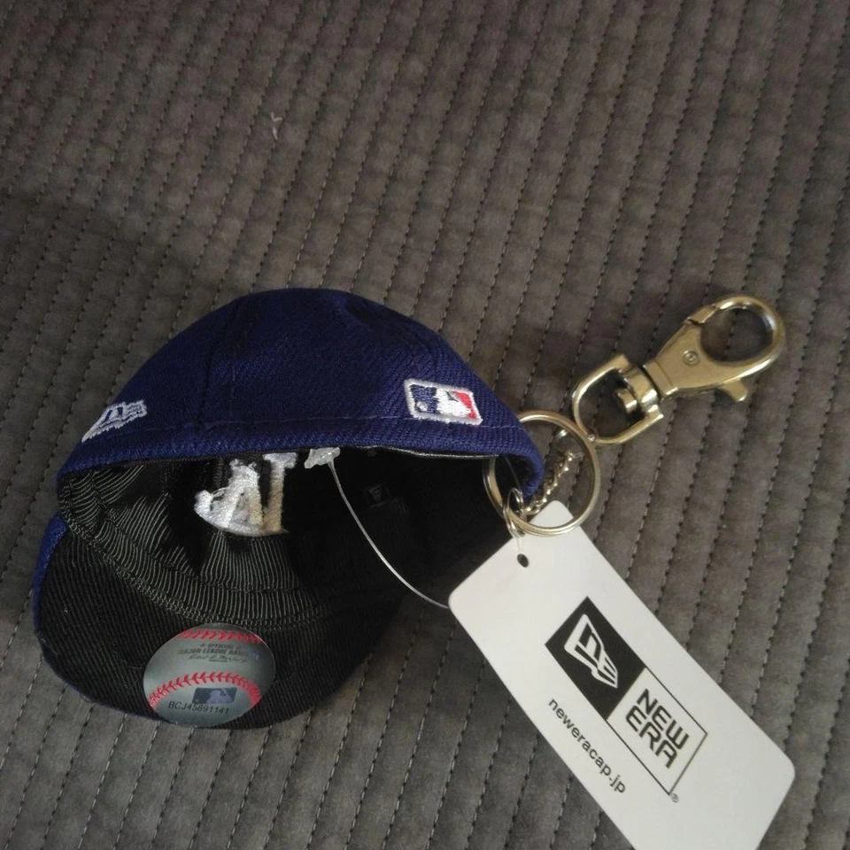 New Era Mini Cap Keychain Gift charm LA Dodgers Official Blue Logo - Image 3 of 4