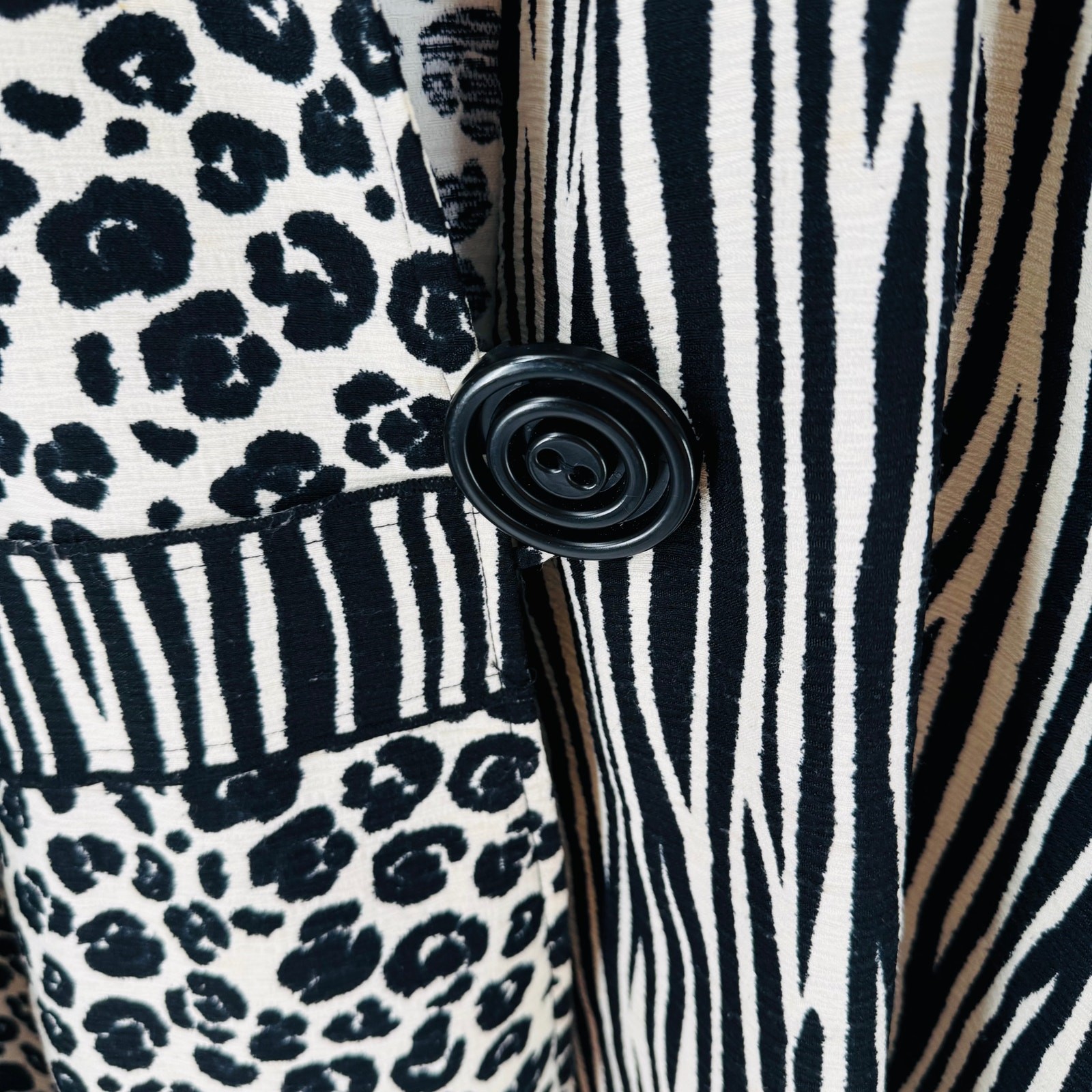 Multiples Jacket 2X Black White Animal Print Mixe… - image 4