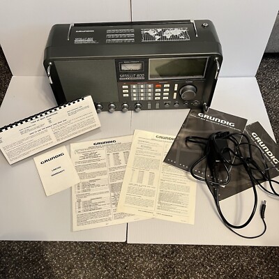 Radio Vintage Grundig Millennium Radio Ond Court Grundig Satellit 800 Millennium - Fonctionne Très Bien Avec Alimentation Radio HF Occasion Avec Alimentation