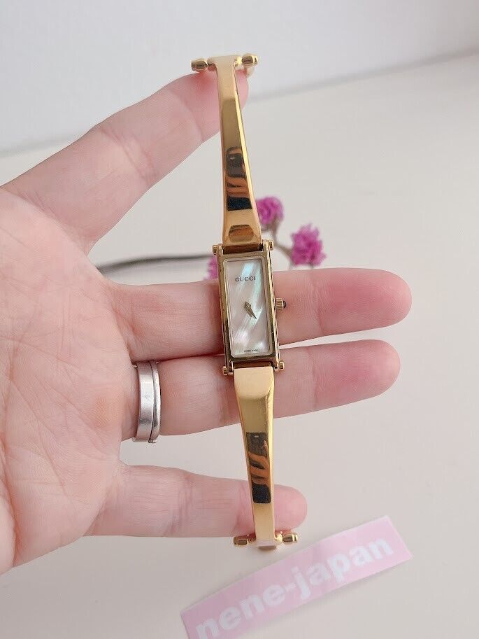 GUCCI 1500L Watch Gold Square Dial Swiss Rectangle Shell GUCCI 1500L Watch Gold Square Dial Swiss Rectangle Shell
