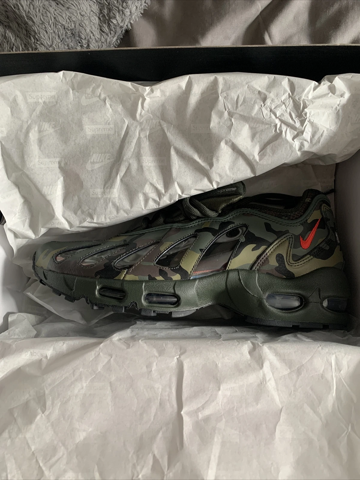 supreme nike air max 96