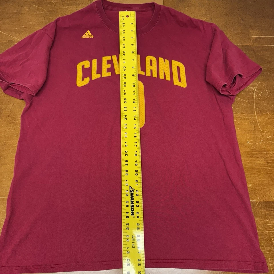 Camisa Cleveland Cavaliers Para Hombre Grande Roja Amor #0 NBA Baloncesto Adidas Foto 4 de 4