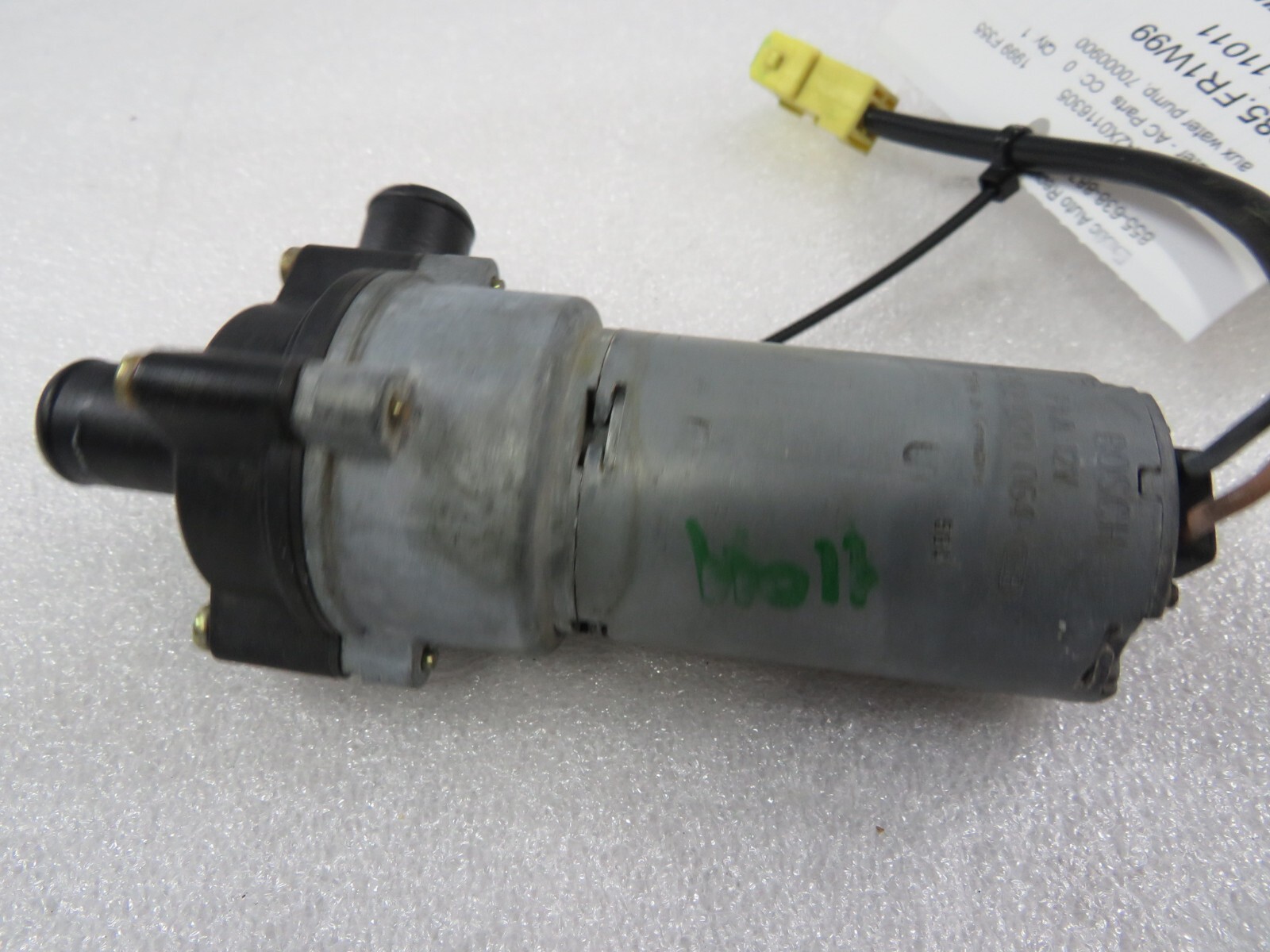 Ferrari F355, 348, 456, 550, Auxiliary Water Pump, Used, P/N 70000900