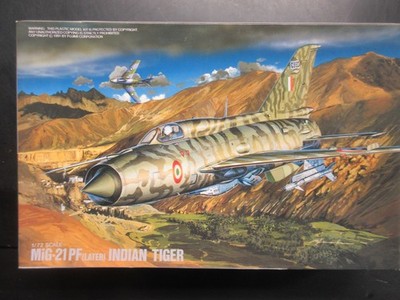 FUJIMI 1/72 MiG-21 PF later INDIAN TIGER #H-23 vintage