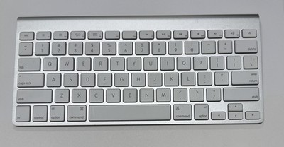 GENUINE Apple Wireless Bluetooth Keyboard A1314 Mac Tested