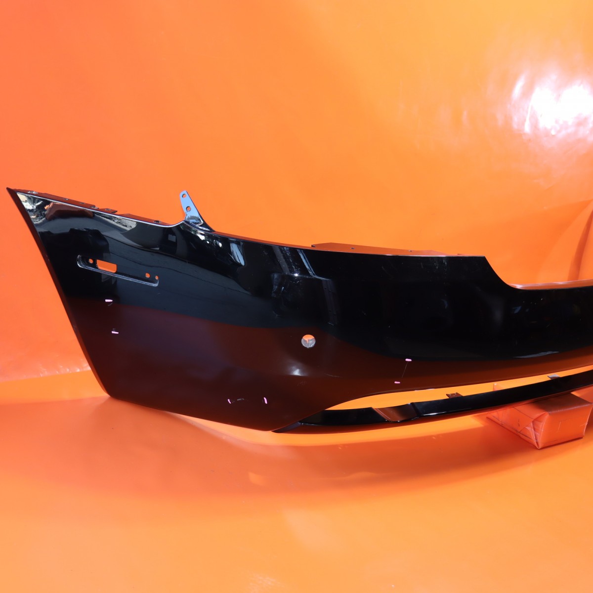 ASTON MARTIN DB9 REAR BUMPER 2006 2007 2008 2009 2010 2011 4G43-17K835-A OEM