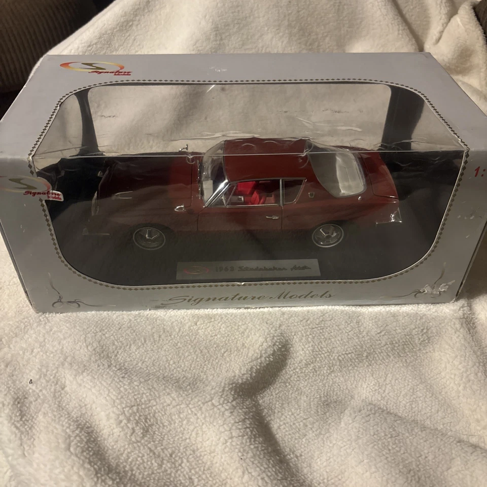 MODELOS DE FIRMA ESCALA 1:18 1963 STUDEBAKER AVANTI ¡DIECAST! MAROON! ¡NUEVO EN CAJA! Foto 3 de 4