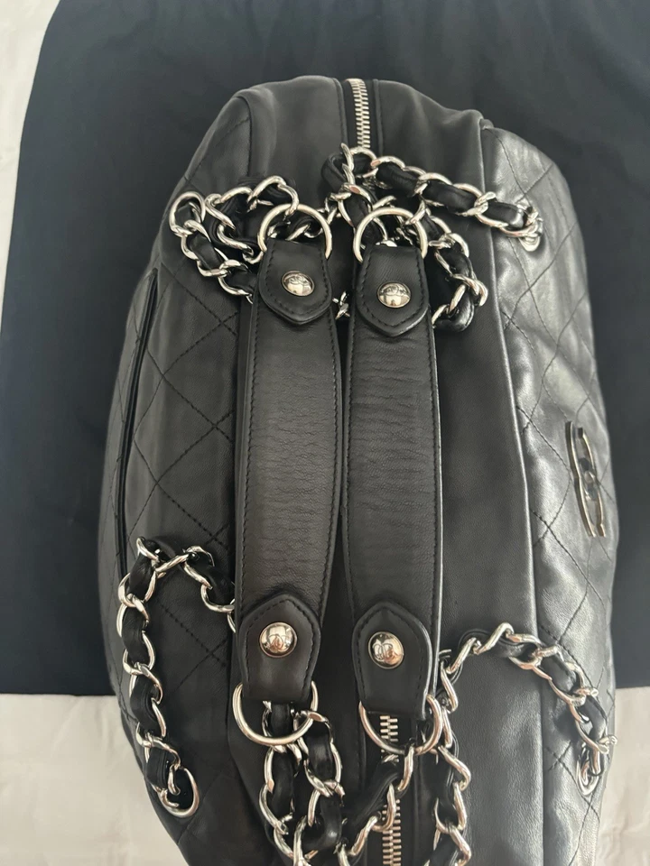 Chanel Black Quilted Leather Camera Bag - Image 4 of 4