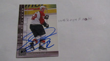 2001 2002 In The Game Simon Gagne signed  Hockey Card