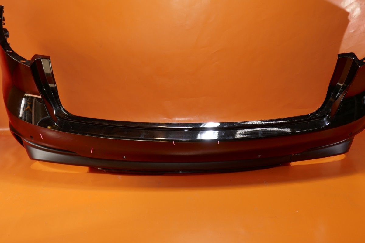 MASERATI LEVANTE GTS REAR BUMPER 2020 2021 670118506 OEM