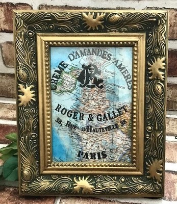 VINTAGE BURNES OF BOSTON 8x10 ANTIQUE GOLD ORNATE PHOTO FRAME W/ FRENCH LOGO MAP