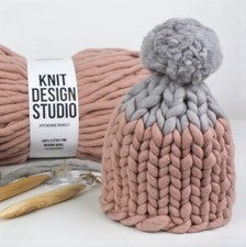 Winter knitted beanie hat, Chunky knit beanie with pompom, Merino beanie pom