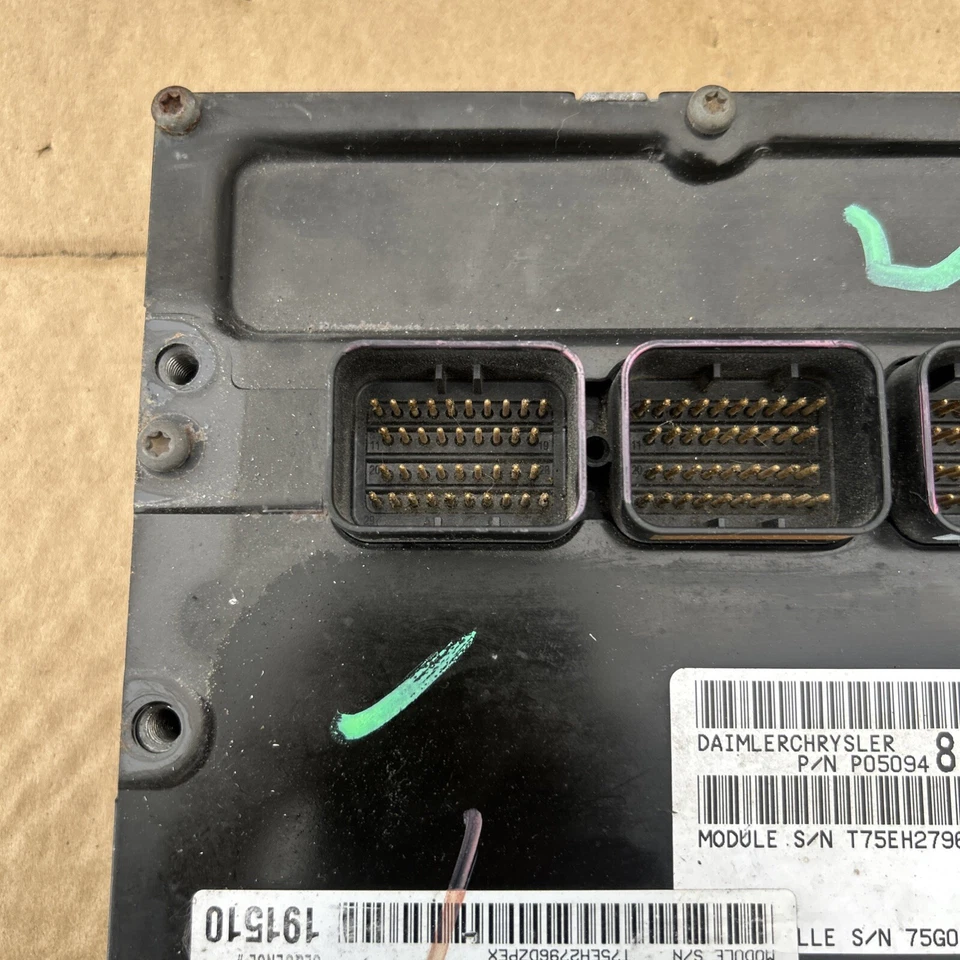 Dodge Magnum Charger 2007 6,1 L SRT ECM PCM ECU motor computador 05094811AE Foto 4 de 4