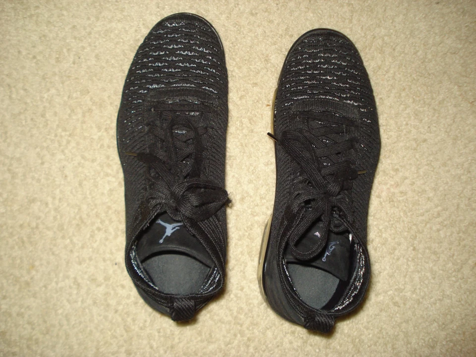 Talla 8.5 - Jordan Elevation 23 Flyknit Negro Foto 2 de 4