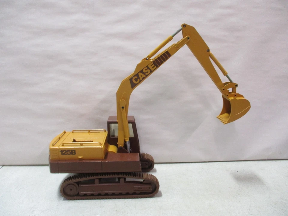 Conrad Case 125B Excavator - Image 3 of 4