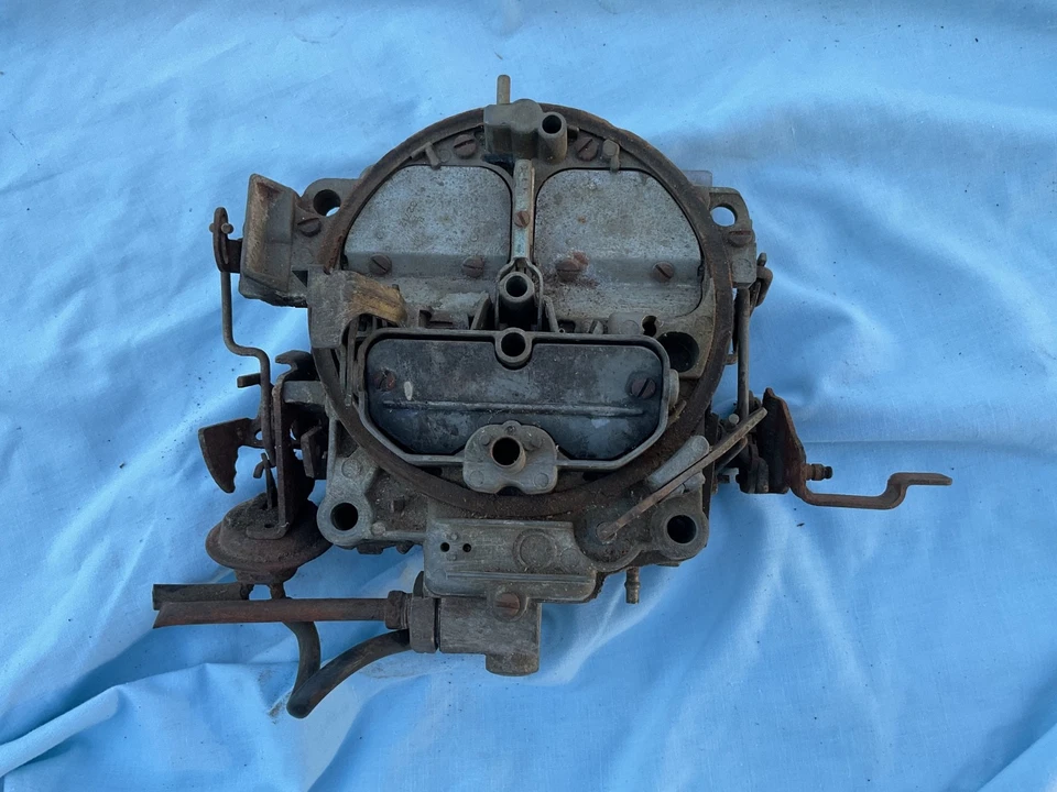 Carburador de 4 barriles Quadrajet original Cadillac Eldorado Seville DeVille 70 Foto 4 de 4