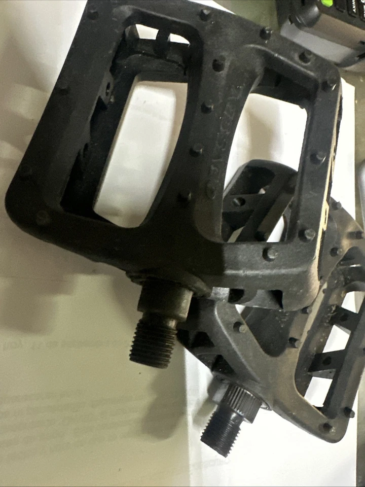 Odyssey Twisted P.C. Pedal Bicicleta PÚRPURA 1/2" BMX Foto 2 de 2