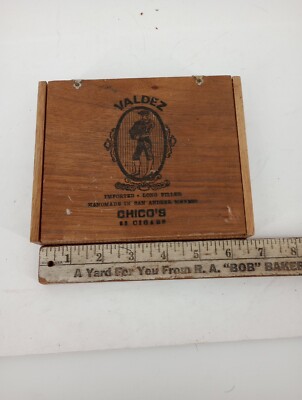 Vtg Empty Valdez Chico's 25-Cigar Natural Imported from Mexico Wood Box Wrote On