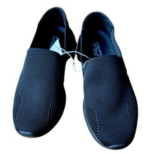 Fila Womens Black 6.5 Black Knit Slip-On Loafers