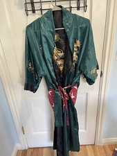 Reversible Kimono Style Robe- Black And green With Embroidered Dragon And Waist