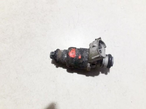 Mitsubishi Colt 2002 Fuel Injector mr988977, Genuine #673529-67