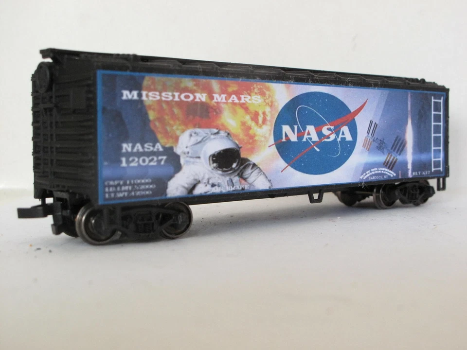 HO SCALE CUSTOM LETTERED NASA REEFER  🛸AVAIL IN O 🛸🛸🛸🛸🛸 - Image 2 of 4