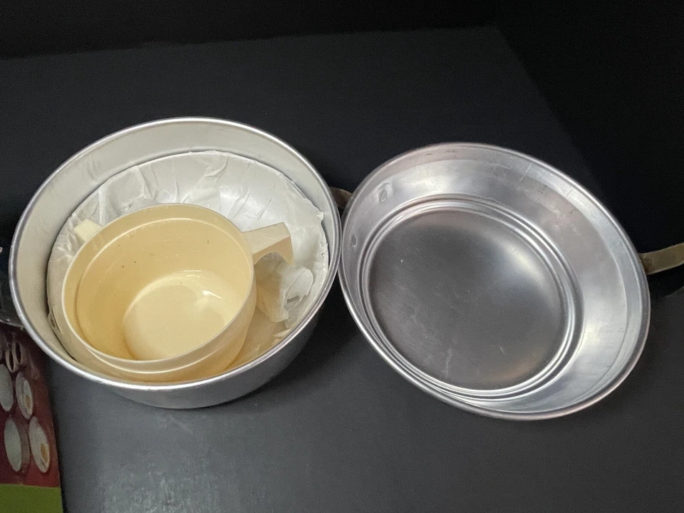 Vintage Contender Camping Cook set For Two Made In Korea - Image 2 of 4