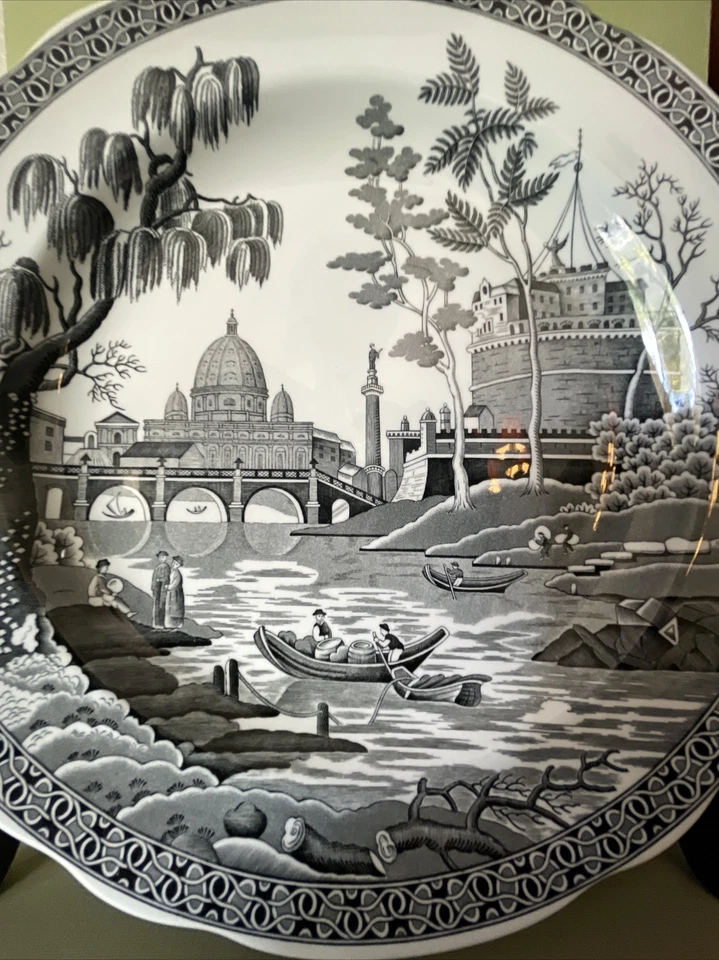 Spode Archive Collection 10-1/4" Dinner Plates Black White Rome Pattern New - Image 3 of 4