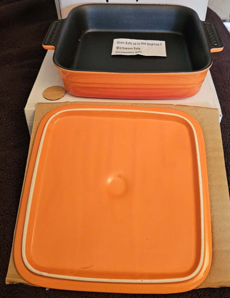 Parini Orange Square Baker with Lid.  Non Stick 9.5 x 9.5 x 2.5 Inches NIB