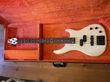 Vintage 1980s Vester Stage Series Bass Guitar & Hard Case Saehan Guitar Technolo