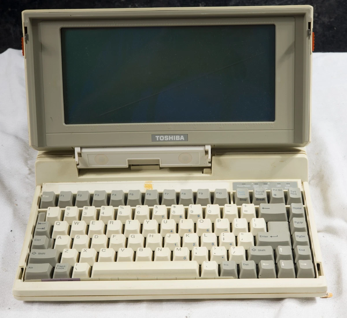 Ordinateur Portable Toshiba T1900S Vintage - 1994 - Pour Pièces Ou Collectionneur (ne Fonctionne Pas)