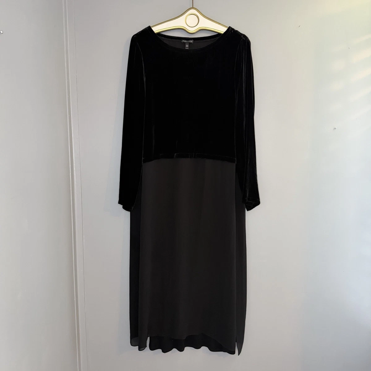 green emerald velvet dress Adele Bottle Green Velvet Ruched Strappy Fishtail Maxi Dress – Club L  London main image 1