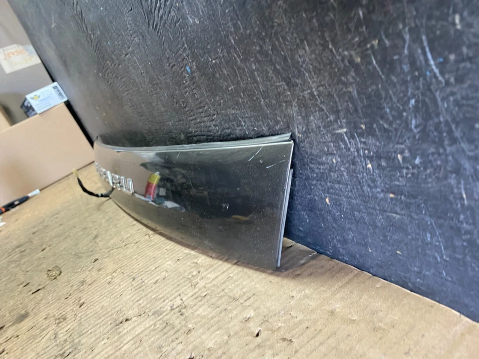 Subaru Forester 2003 a 2005 tapa maletero moldura panel moldura moldura N2057 DG Foto 2 de 4