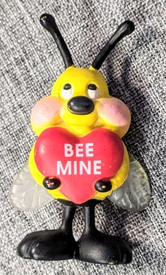 Vintage Bumble Bee Mine Holding Heart Lapel Pin Brooch 2''